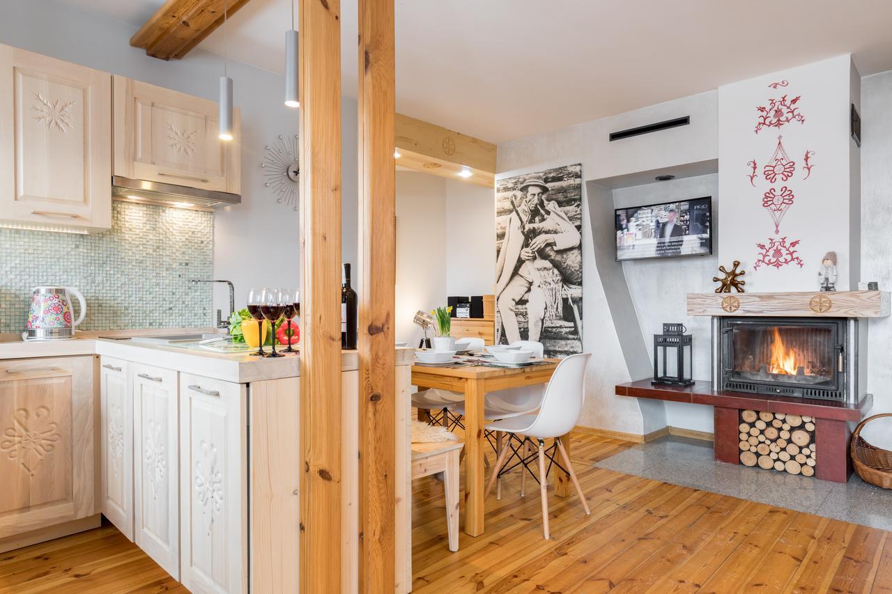 Apartament Marmurki