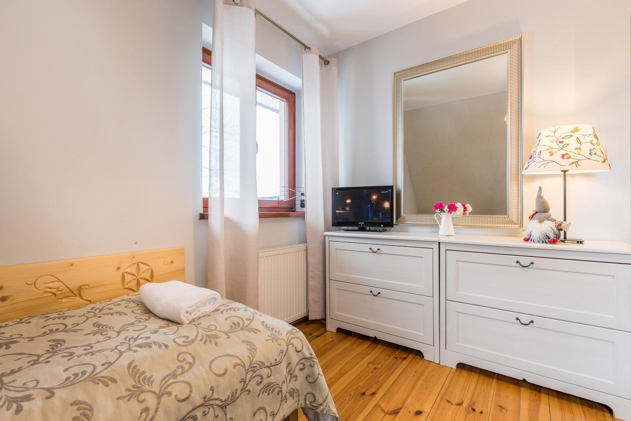 Apartament Marmurki
