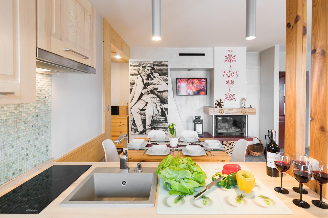 Apartament Marmurki *